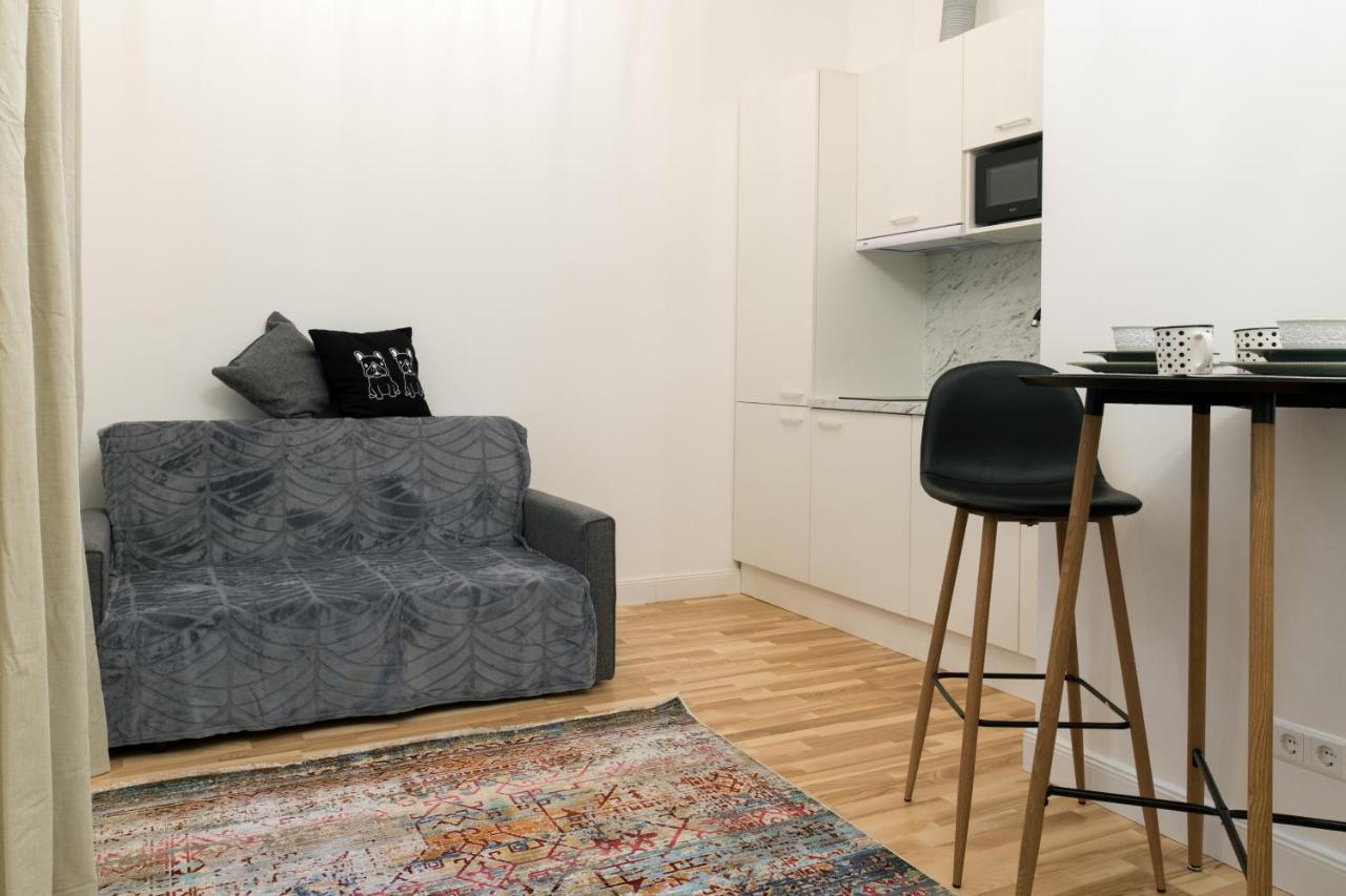 Theatre Apartments Lacplesa ريغا المظهر الخارجي الصورة